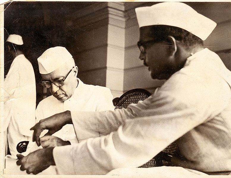 File:Ch.Digamber Singh-Jawahar Lal-Nehru.jpg