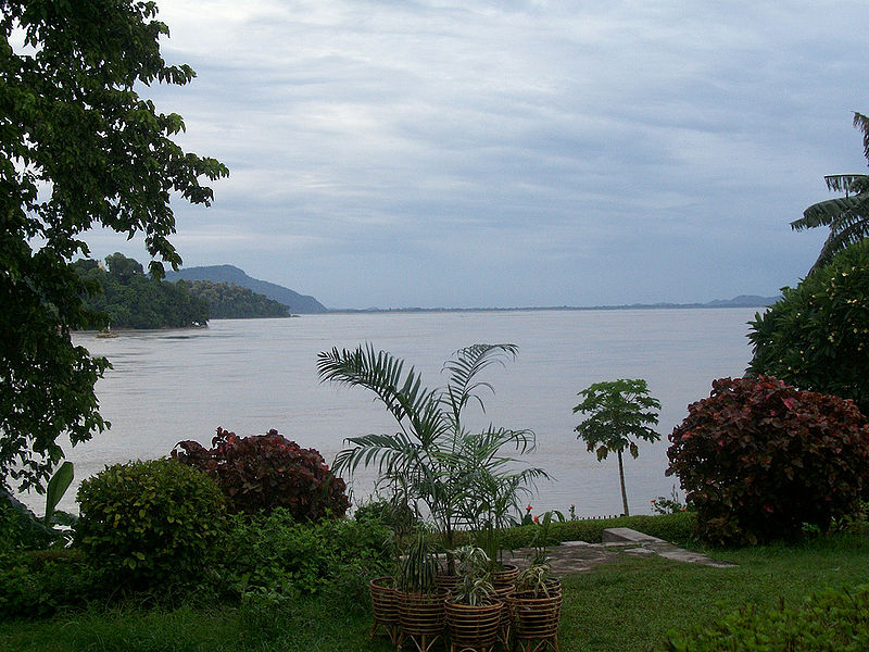 File:Brahmaputra-River-2.jpg