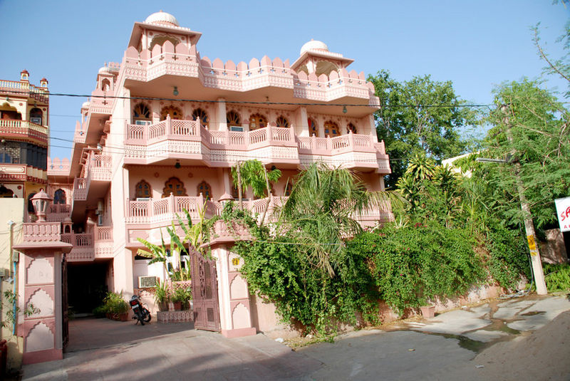 File:Sajjan-Niwas.jpg