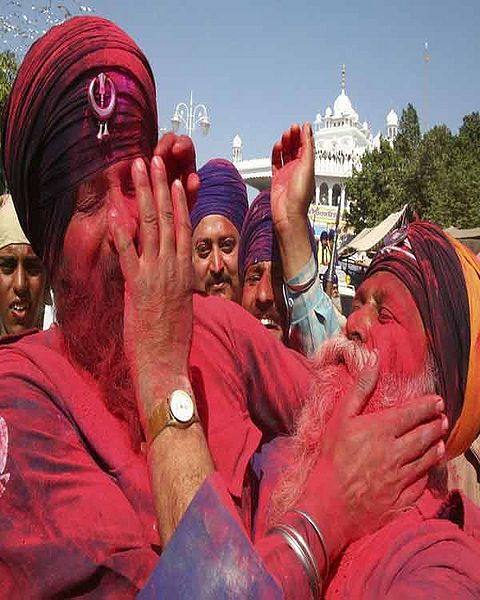 File:Hola-Mohalla.jpg