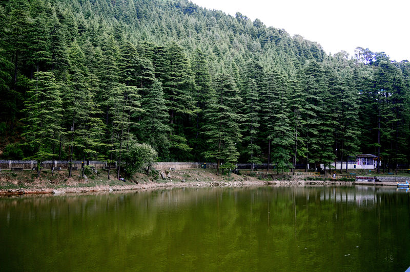 File:Dal Lake.jpg