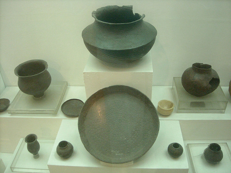 File:Harappa-Utensil.jpg