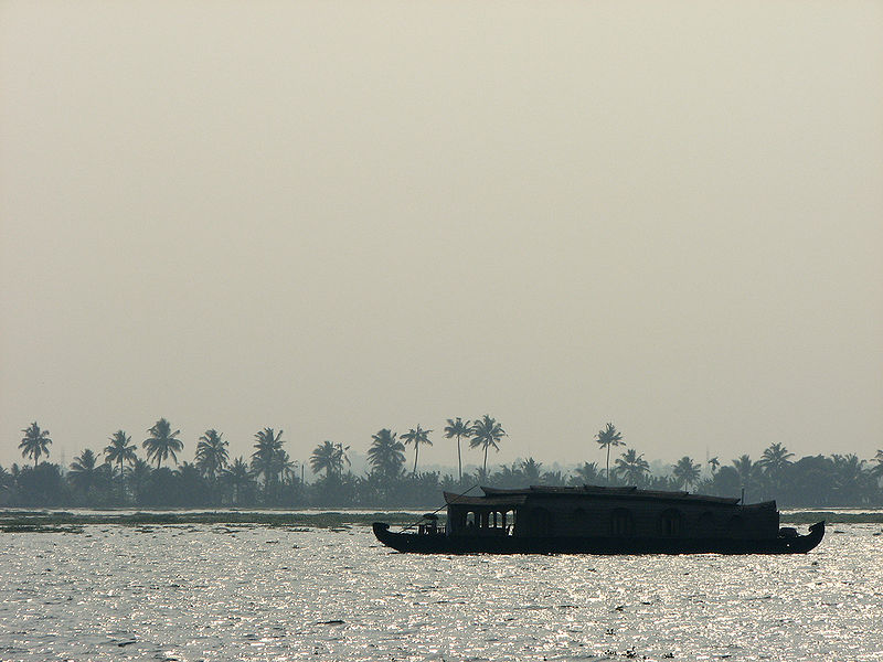 File:Vembanad-Lake-1.jpg