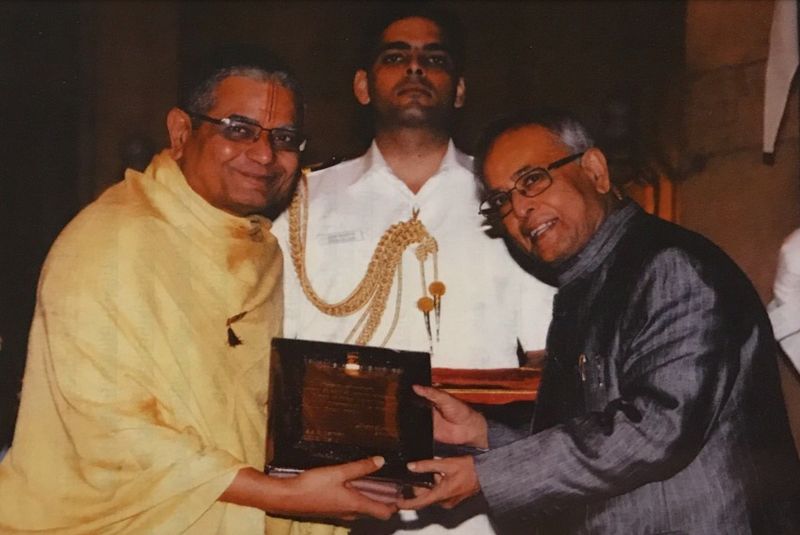 File:Shri-Shrivatsa-Goswami-3.jpg