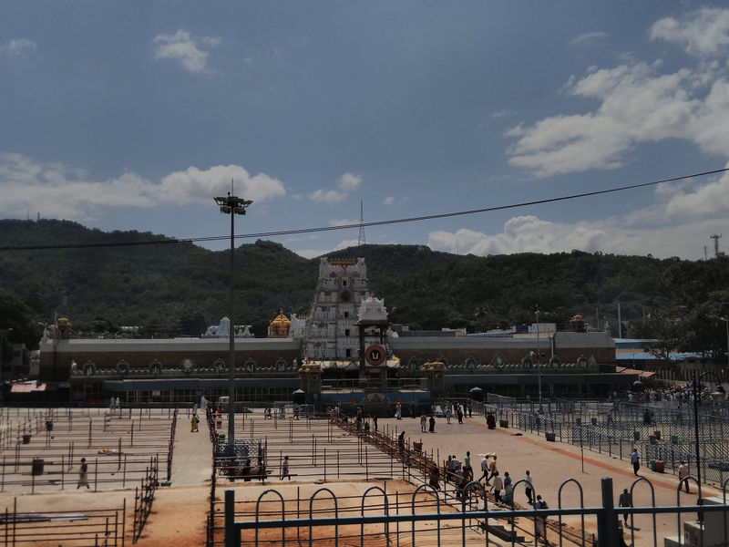 File:Tirumala-Venkateswara-Temple-Tirupati-5.jpg