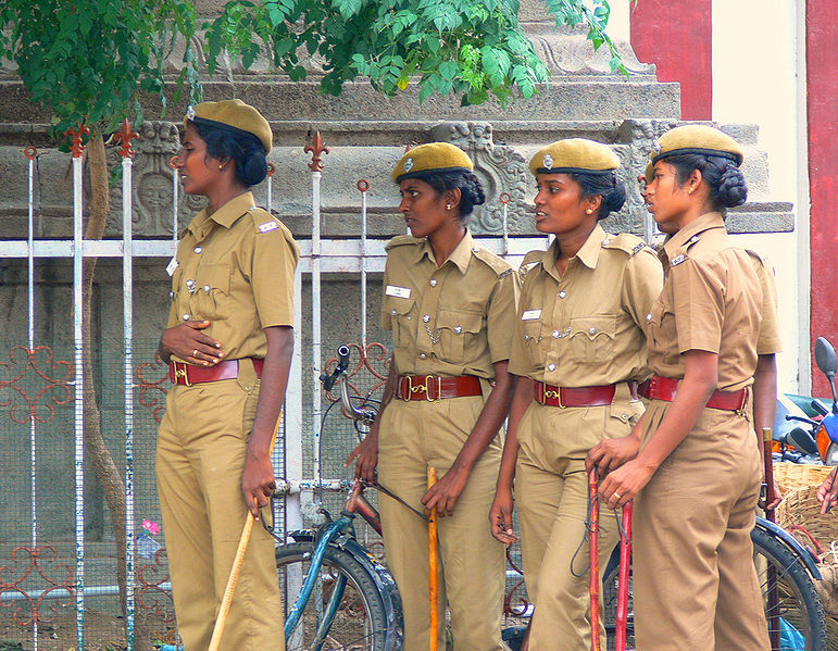 File:Khaki.jpg