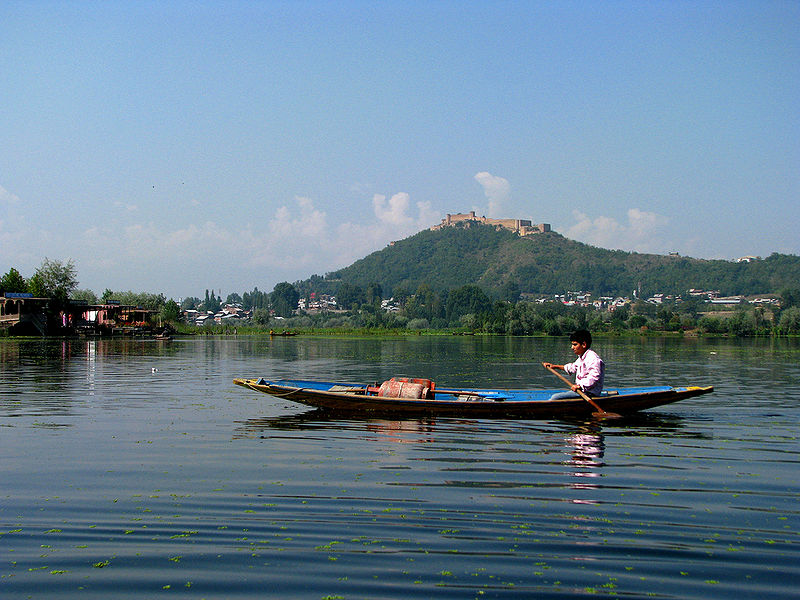 File:Nagin-Lake.jpg