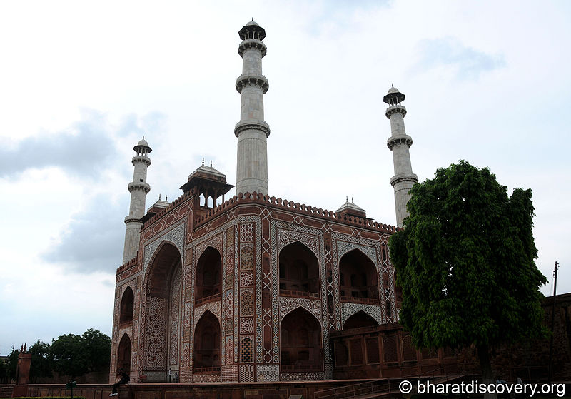 File:Sikandra-Agra-6.jpg