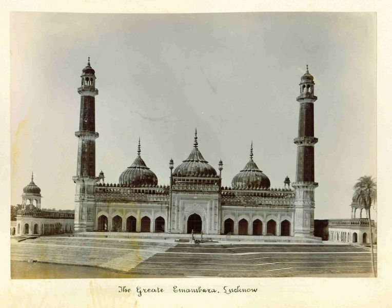 File:Bara-Imambara-Lucknow-2.jpg