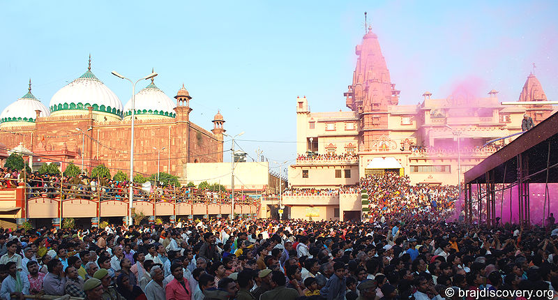 File:Krishna Janm Bhumi Holi Mathura 9.jpg