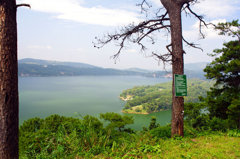 File:Barapani-8.jpg