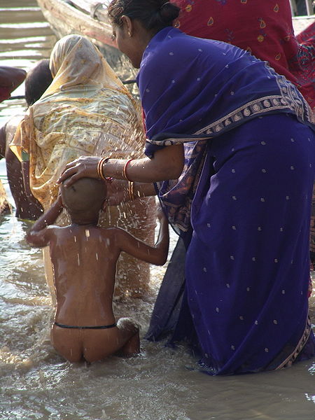 File:Bath-In-The-Ganga-1.jpg