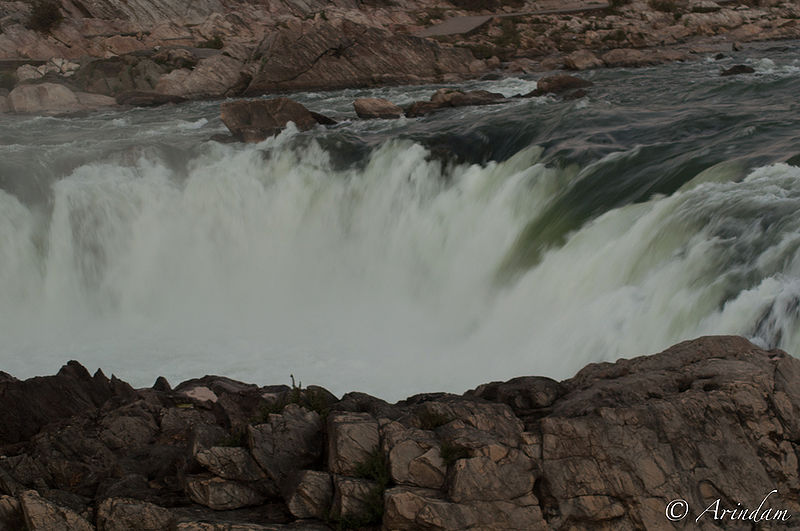 File:Dhuandhar-Falls-1.jpg