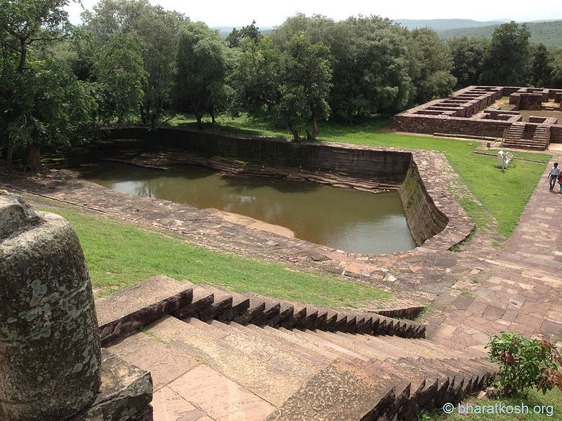File:A-Pond-In-Sanchi-Stupa.jpg