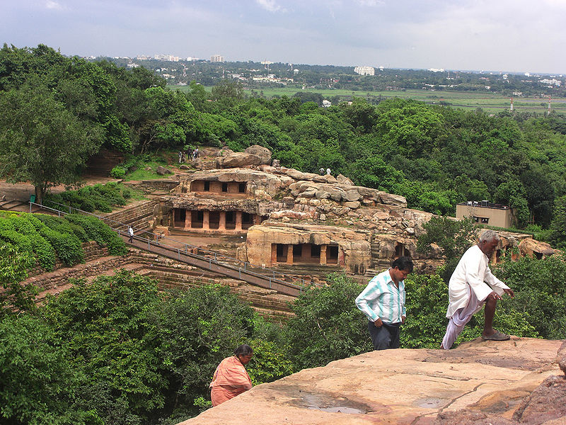 File:Udayagiri-Caves-Khandagiri.jpg