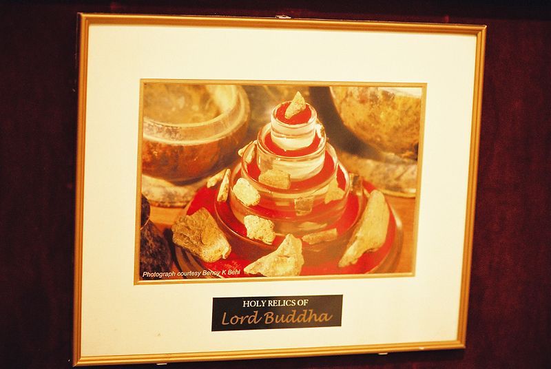 File:Buddha-Ashes.jpg