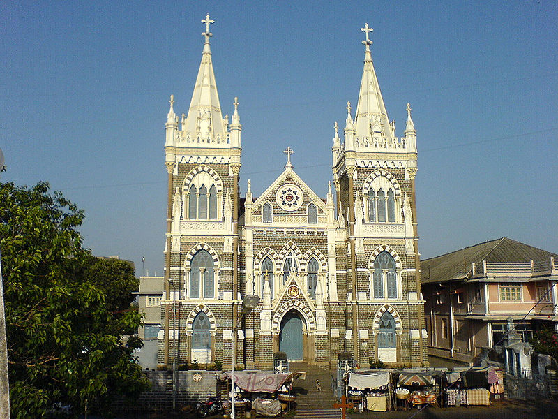 File:Mount-Mary-Church-Mumbai.jpg