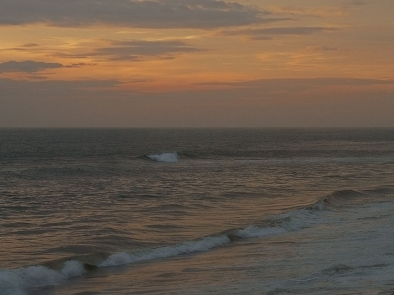 File:Payyambalam-Beach-2.jpg