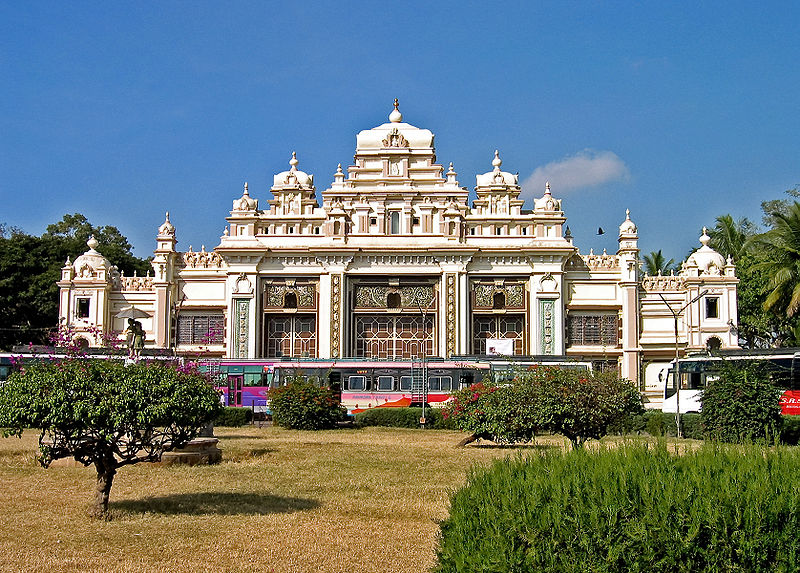 File:Jaganmohan-Palace-Mysore.jpg