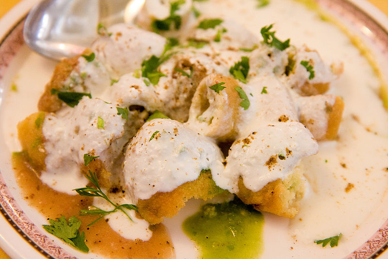 File:Mirchi-Kachori-Mumbai.jpg
