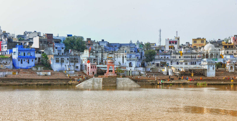 File:Pushkar-lake-Ajmer-4.jpg