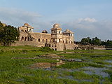 Jahaz-Mahal-Mandu-1.jpg