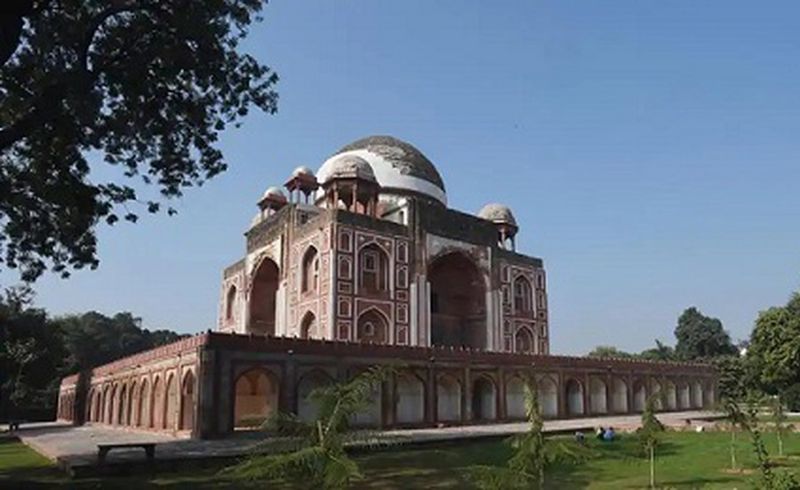 File:Tomb-Of-Abdul-Rahim.jpg