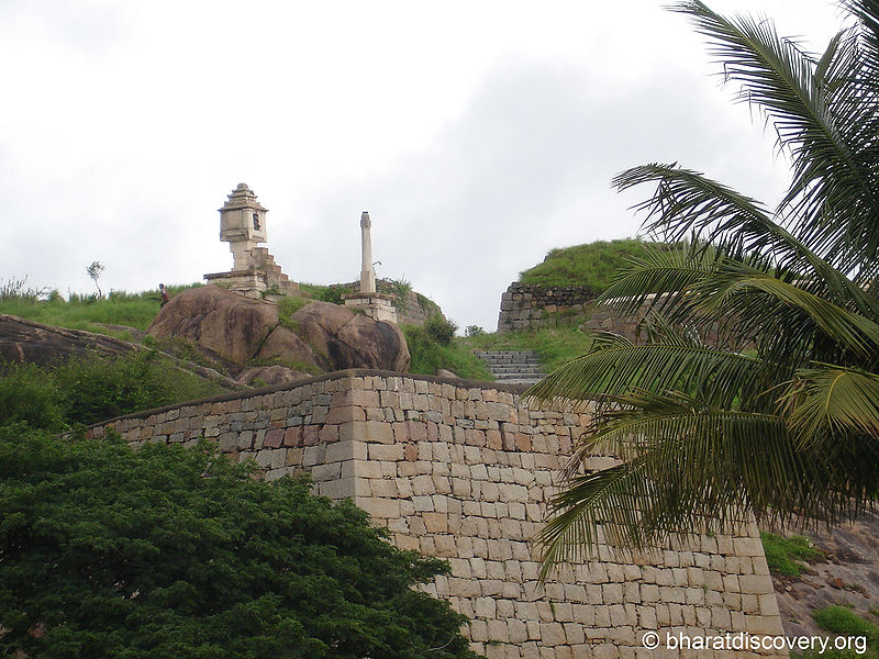 File:Chitradurga-Fort-Karnataka.jpg