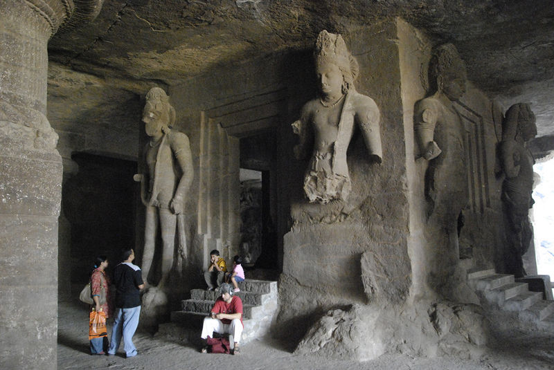 File:Elephant-Cave-4.jpg