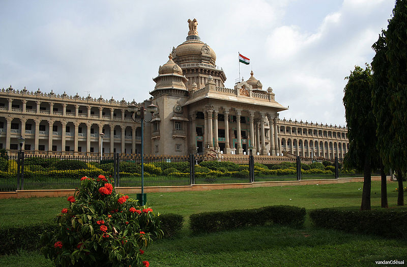 File:Vidhan-Soudha-Bangalore.jpg