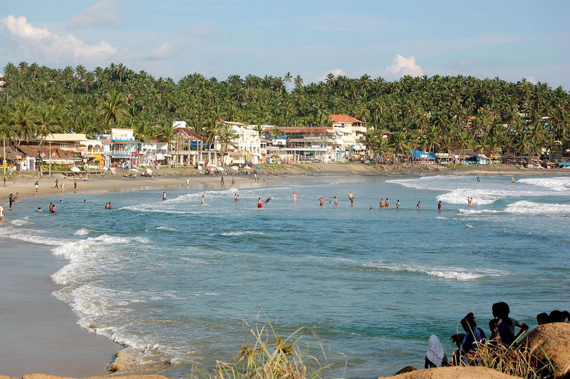 File:Lighthouse-Beach-Kovalam-3.jpg