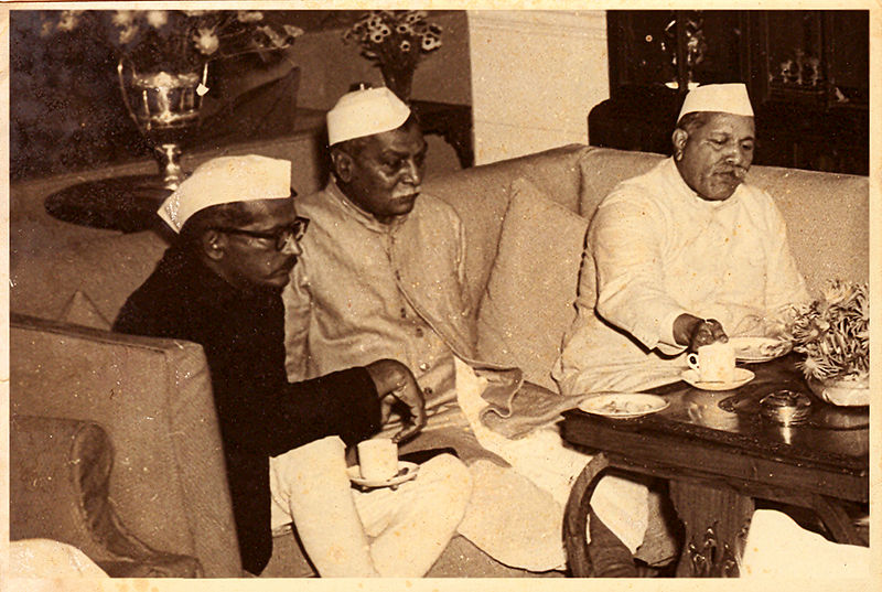 File:Ch.Digamber Singh-Dr. Rajendra Prasad.jpg