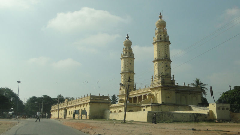 File:Jamma-Masjid-Srirangapatnam.jpg