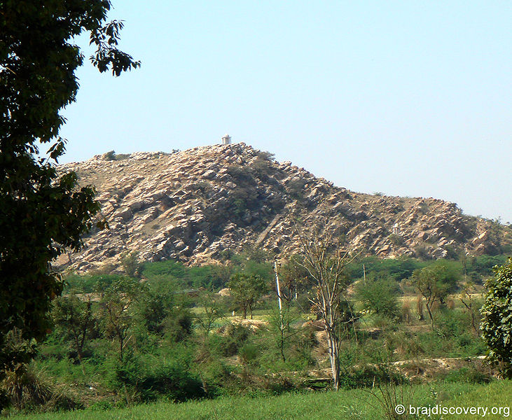 File:Vyomasur-Gufa-Kamyavan-Kama-1.jpg