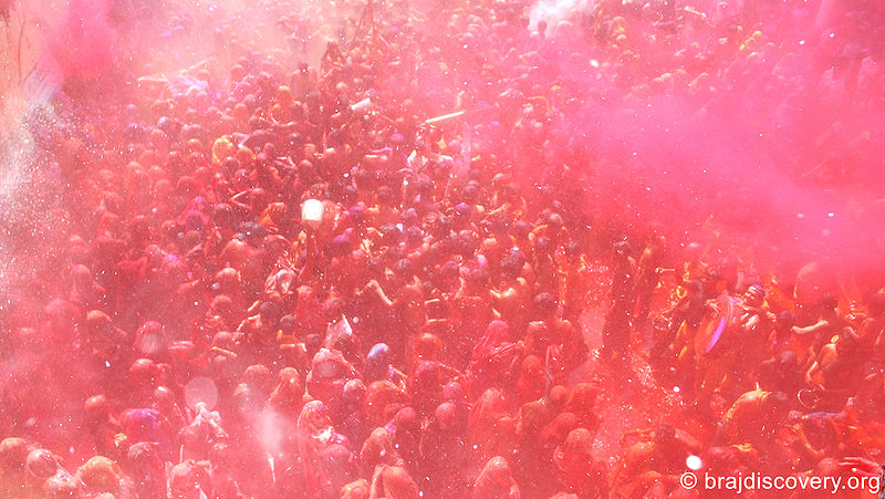 File:Baldev-Holi-Mathura-19.jpg