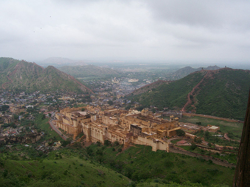 चित्र:Amer-Fort.jpg
