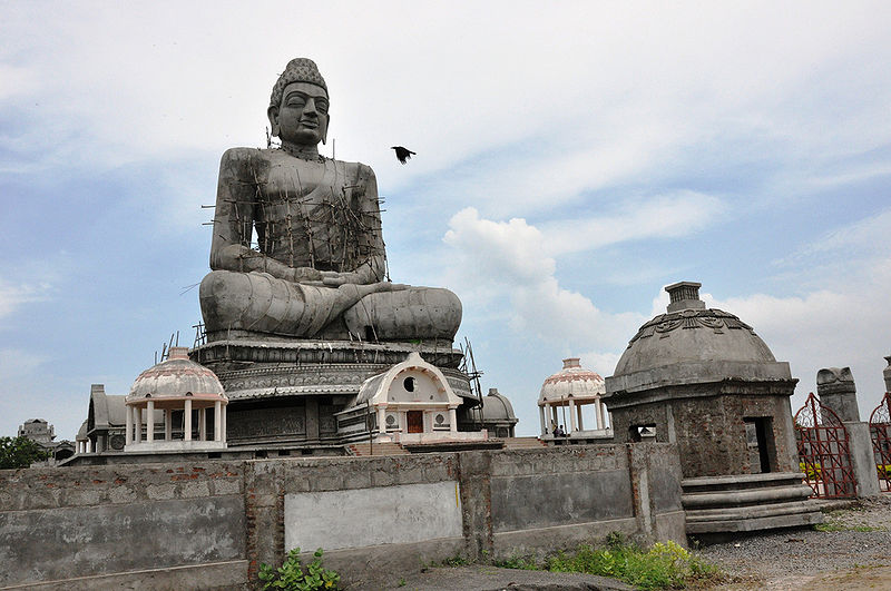 File:Buddha-Amaravati-Andhra-Pradesh.jpg
