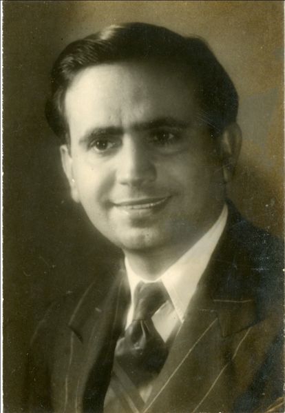 File:KIDAR-SHARMA.jpg