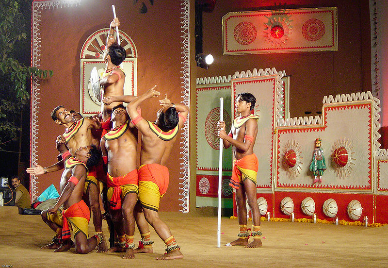 File:Bhil-Dance-Shilpgram.jpg