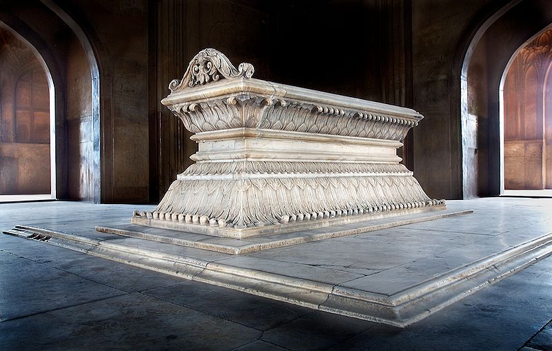 File:Tomb-of-Safdarjung-New Delhi.jpg