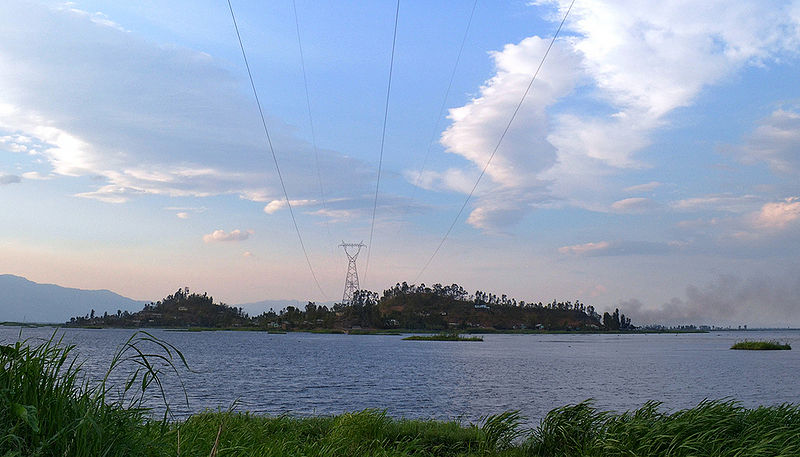 File:Loktak-Lake-Manipur-1.jpg