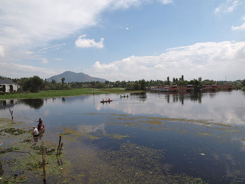 File:Nagin-Lake-1.jpg