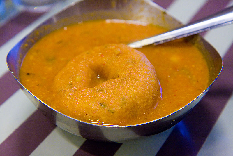 File:Vada-Mumbai.jpg