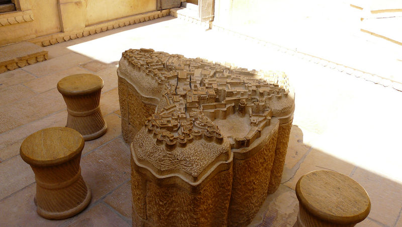 चित्र:Jaisalmer-Fort-Rajasthan-3.jpg