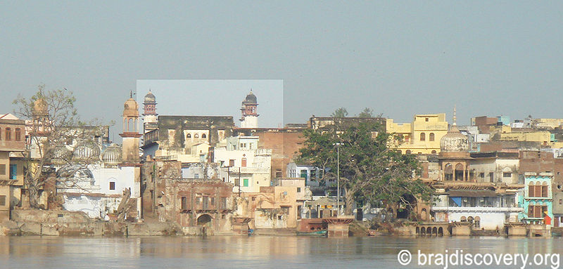 File:View-Of-Maszid-Across-Yamuna.jpg